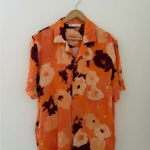 Zara Men's Bold Orange and Black Floral Shirt Medium